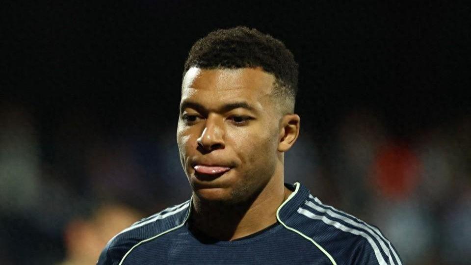 爱游戏官方入口-老实人！姆巴佩带伤出战，只为力保阿隆索帅位